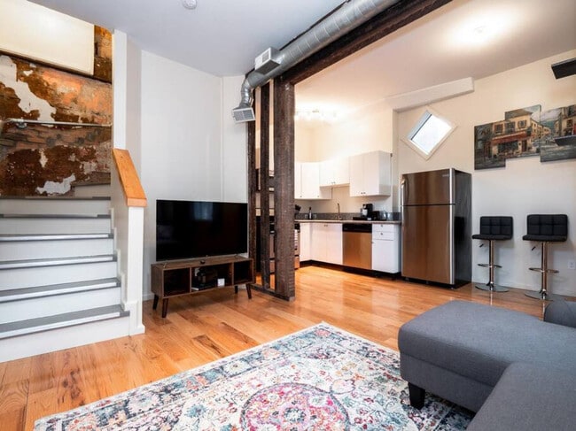 Photo - 1610 Pleasant St Unit ID1056041P