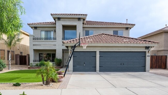 Building Photo - 2521 W Tumbleweed Dr