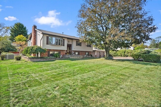 Building Photo - 8 Badami Dr