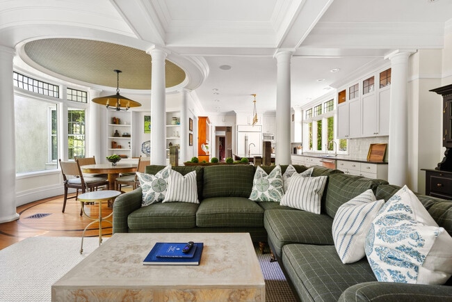 Photo - 427 Westfield St Unit SI FL3-ID1262021P