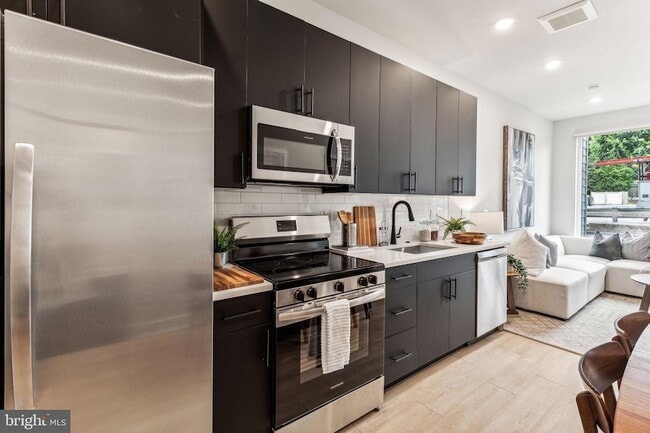 Photo - 6910 Ridge Ave Unit 319