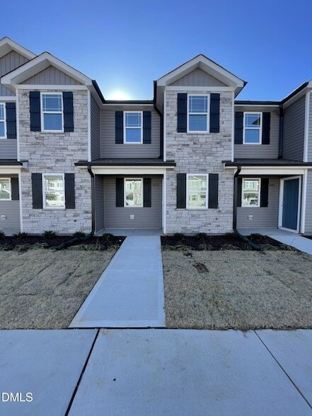 Photo - 1039 Peony Ln