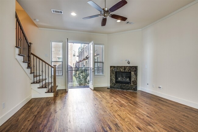 Photo - 4323 Dickason Ave