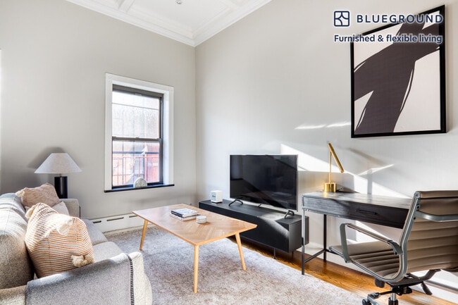 Photo - 273 W 10th St Unit FL4-ID1060