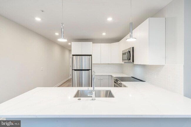 Photo - 3449 Scotts Ln Unit B210