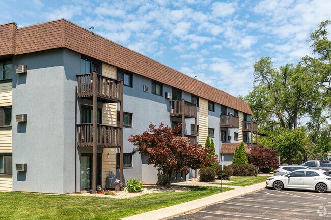 Building Photo - Regents Park Apartments