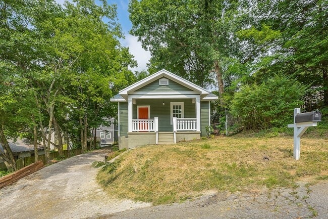 Photo - 671 Tremont Pl