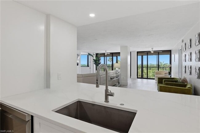 Photo - 5601 Turtle Bay Dr