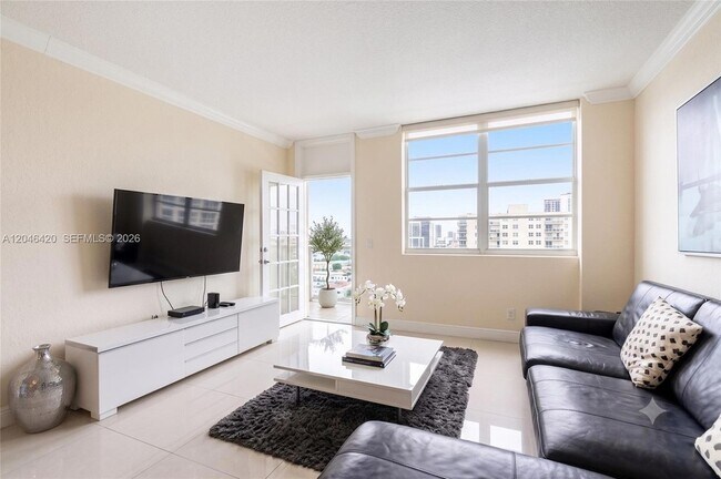 Photo - 19370 Collins Ave Unit 716
