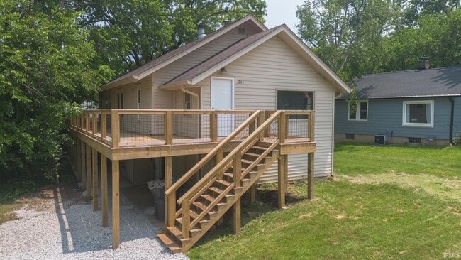 Building Photo - 1203 S Fess Ave