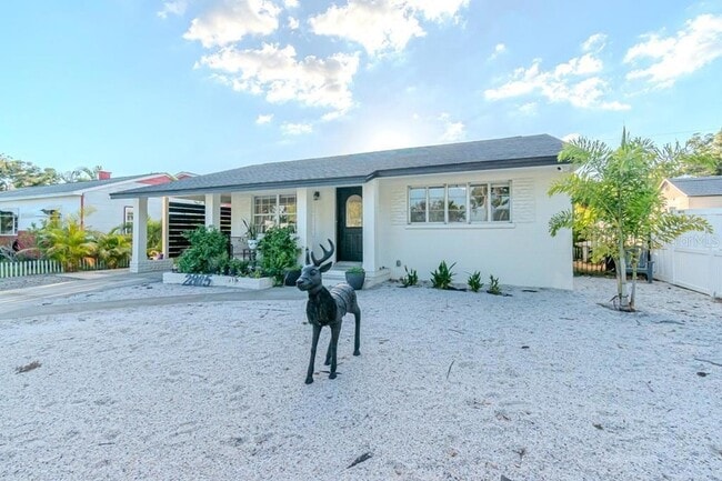 Photo - 2805 Tifton St S