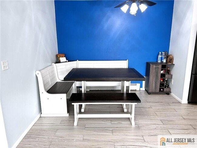 Photo - 532 Cricket Ln