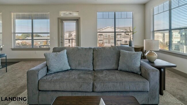 Building Photo - 4115 Louetta Rd Unit 7302