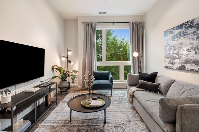 Building Photo - 240 Congress Ave Unit SI FL4-ID1383011P