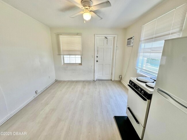 Photo - 3226 S Atlantic Ave Unit 5