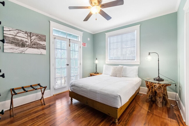 Photo - 8 Park Ave Unit ID1281965P