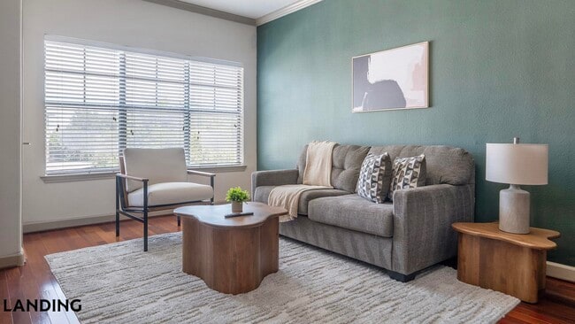 Building Photo - 6500 Champion Grandview Way Unit 35201