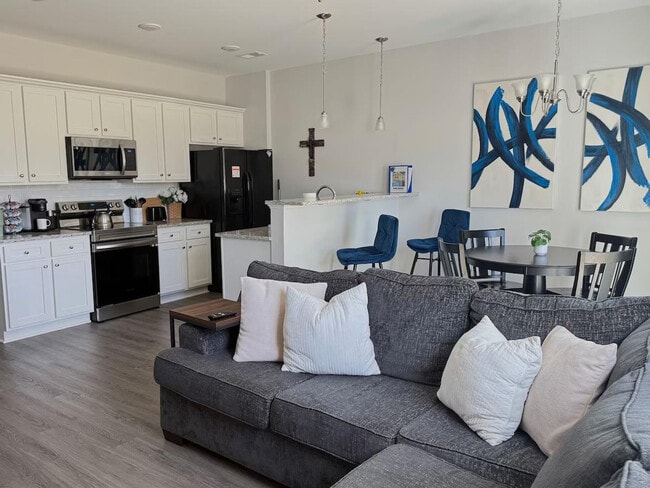 Photo - 751 Jacobs Millpond Rd Unit ID1339902P