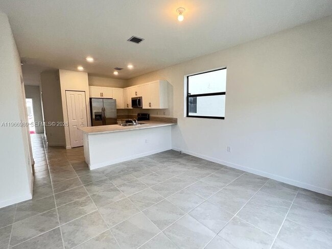 Photo - 11933 SW 244 Ln