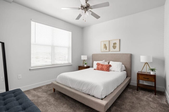 Photo - 8506 Westfield Blvd Unit ID1014566P