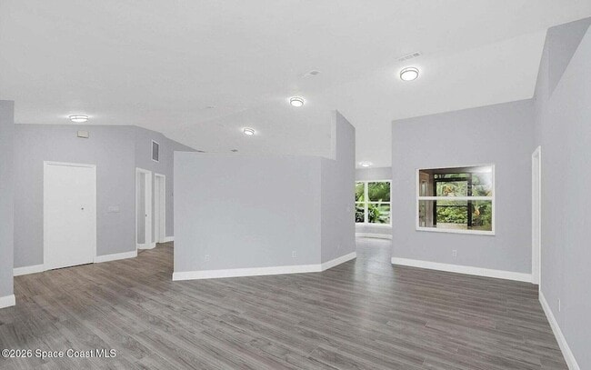 Photo - 614 Elmont St NW