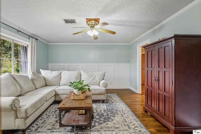 Photo - 1110 Hilton St