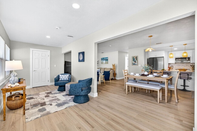 Building Photo - 153 Vista Hermosa Cir Unit SI ID1462580P