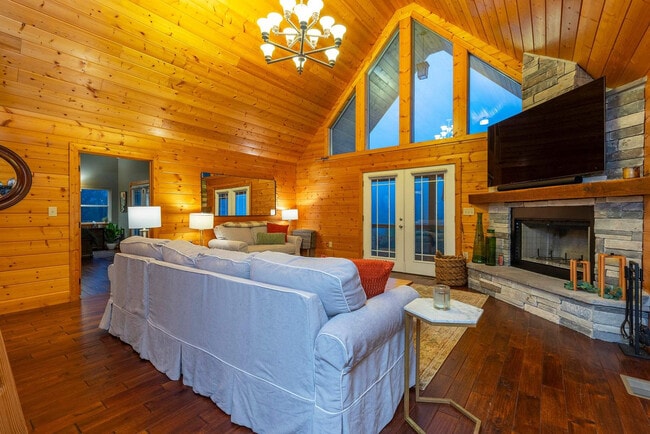 Photo - 629 Cherry Hill Dr Unit ID1292596P