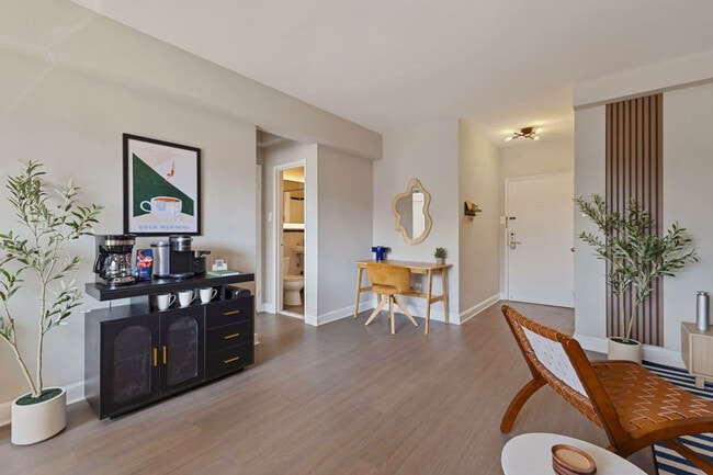 Photo - 1500 Arlington Blvd Unit ID1310686P