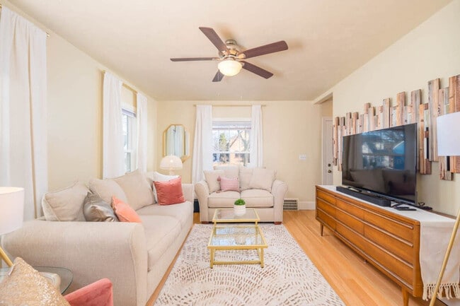 Photo - 239 Edgewater Dr Unit ID1061617P