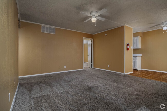 3BR , 2BA - 1200SF Living Room - Bellagio At Sunset Apartments