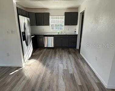Photo - 1619 Chatsworth St