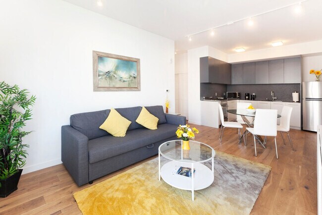 Photo - 55 Oak St Unit ID1026487P