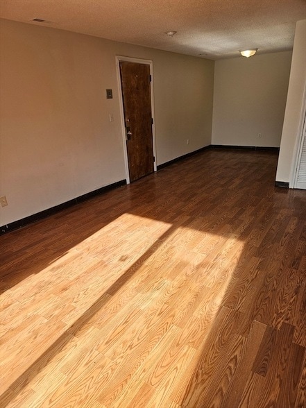 Photo - 75 Scotch Pond Pl Unit 31