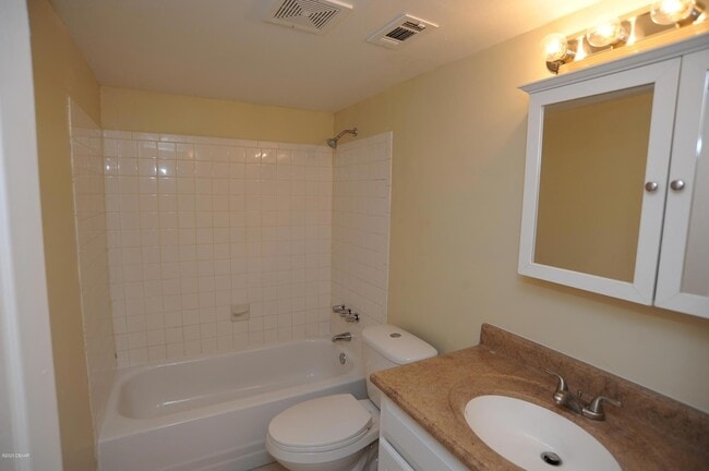 Photo - 415 N Halifax Ave Unit 103