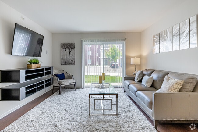 2BR, 1BA - 960SF - Living Room - Bell Estates Apartments