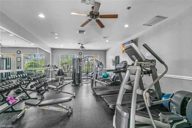 Photo - 6655 Huntington Lakes Cir