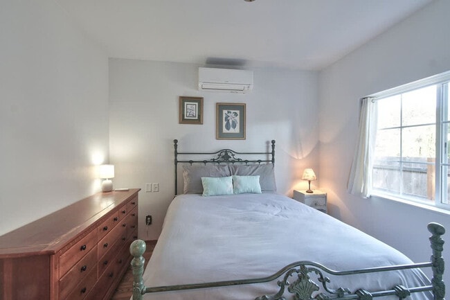 Photo - 925 SW Fleishauer Ln Unit SI ID1550283P