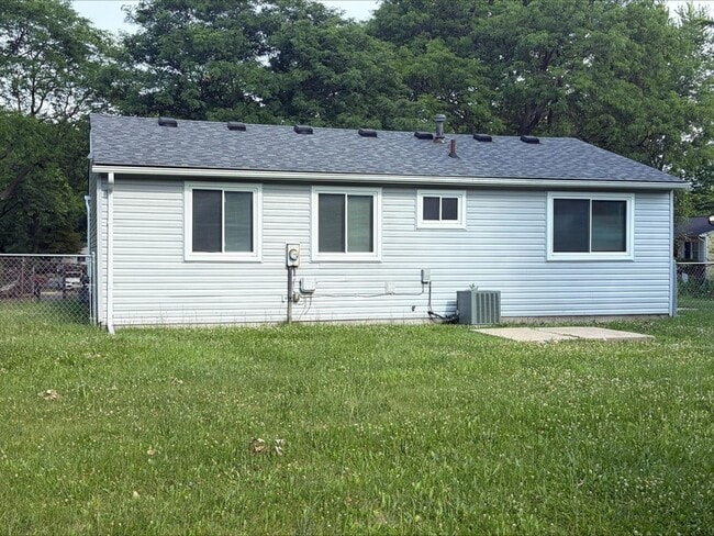 Photo - 15 Metroview Ct