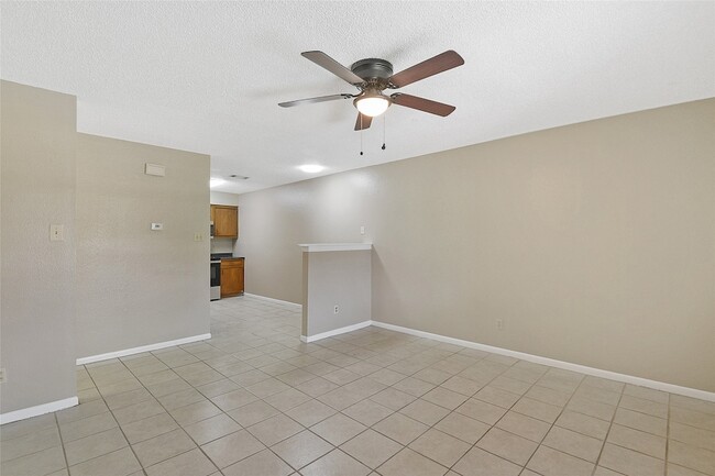 Photo - 4512 Avenue L Unit 3