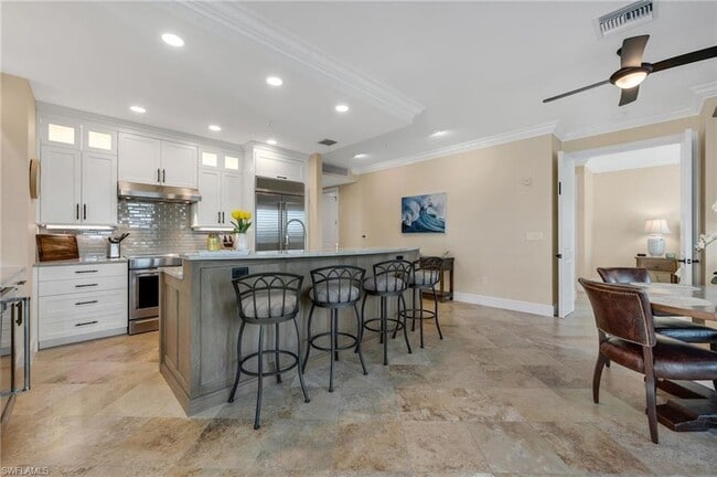 Photo - 780 5th Ave S