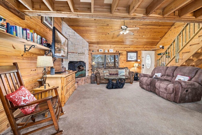 Building Photo - 79 Saturn Ave Unit ID1221942P