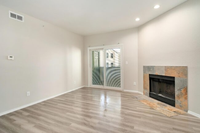 Photo - Tides at Eastchase