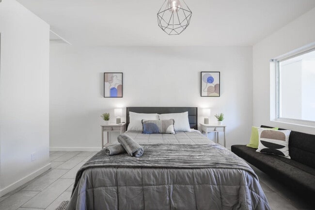 Photo - 515 NE 82nd St Unit SI FL1-ID1022256P