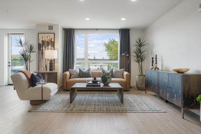 Photo - Maxwell at Bascom