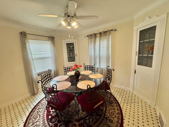 Photo - 3649 Berkeley Rd Unit ID1234730P