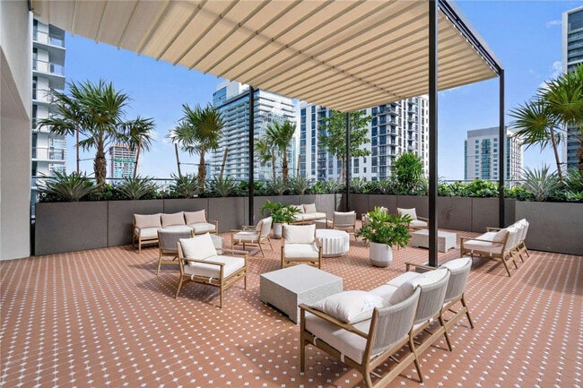 Photo - 601 N Miami Ave Unit ID1380767P