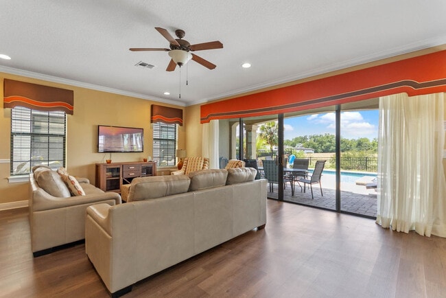 Building Photo - 1164 Castle Pines Ct Unit SI ID1564823P