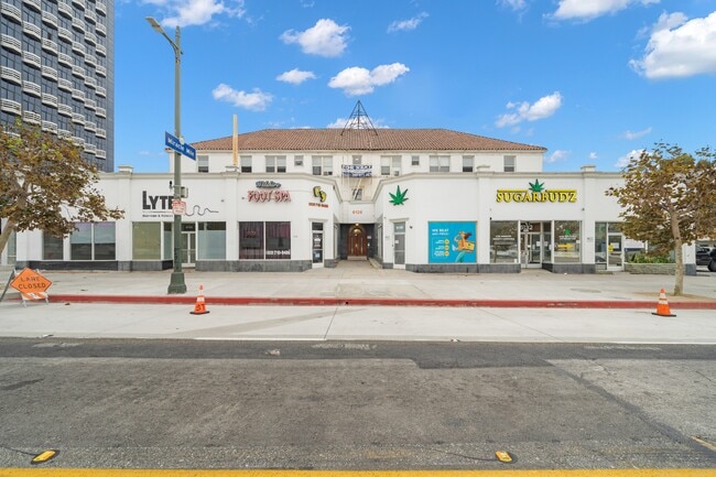 Photo - 6128 Wilshire Blvd