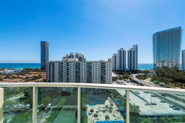 Building Photo - 19380 Collins Ave Unit PH-6